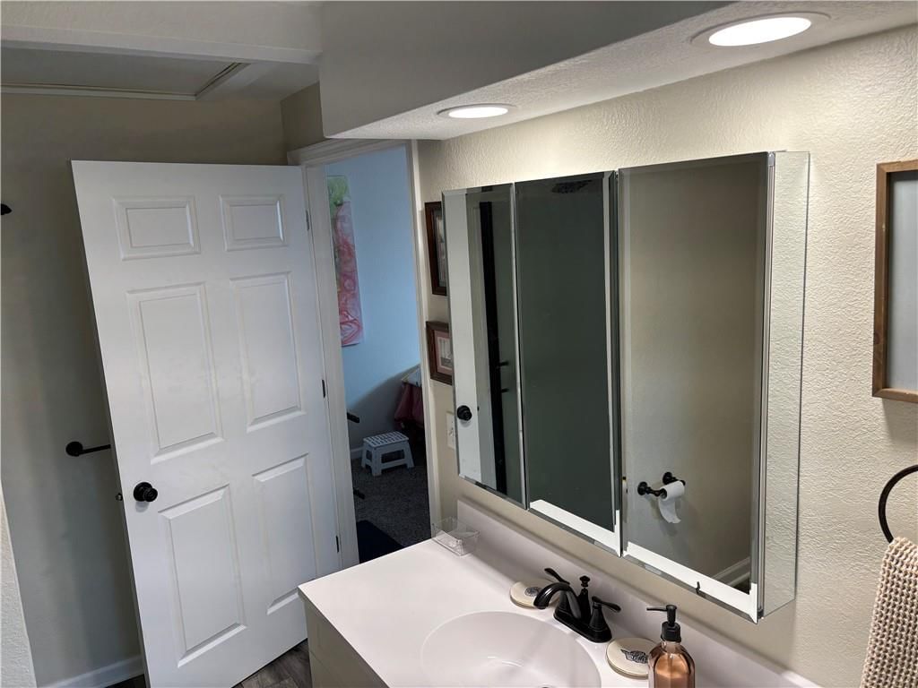311 E Maple Street — photo 11