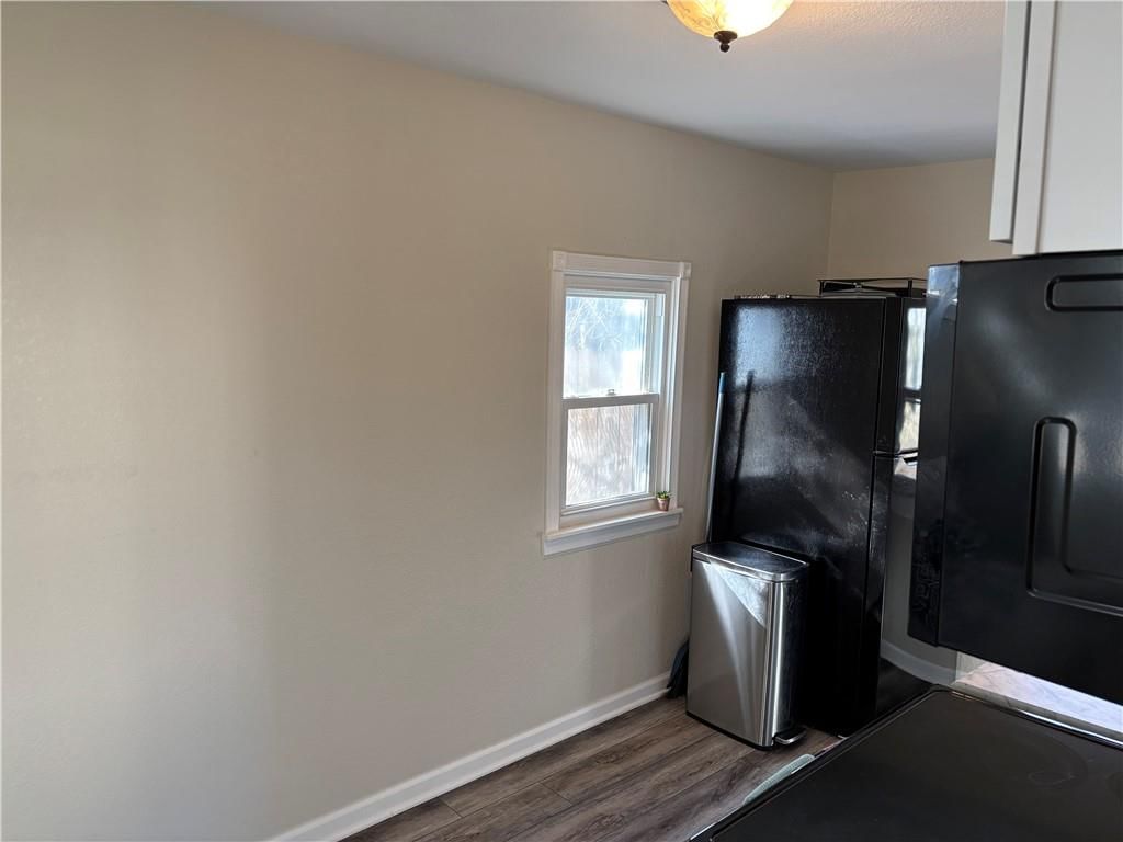 311 E Maple Street — photo 9