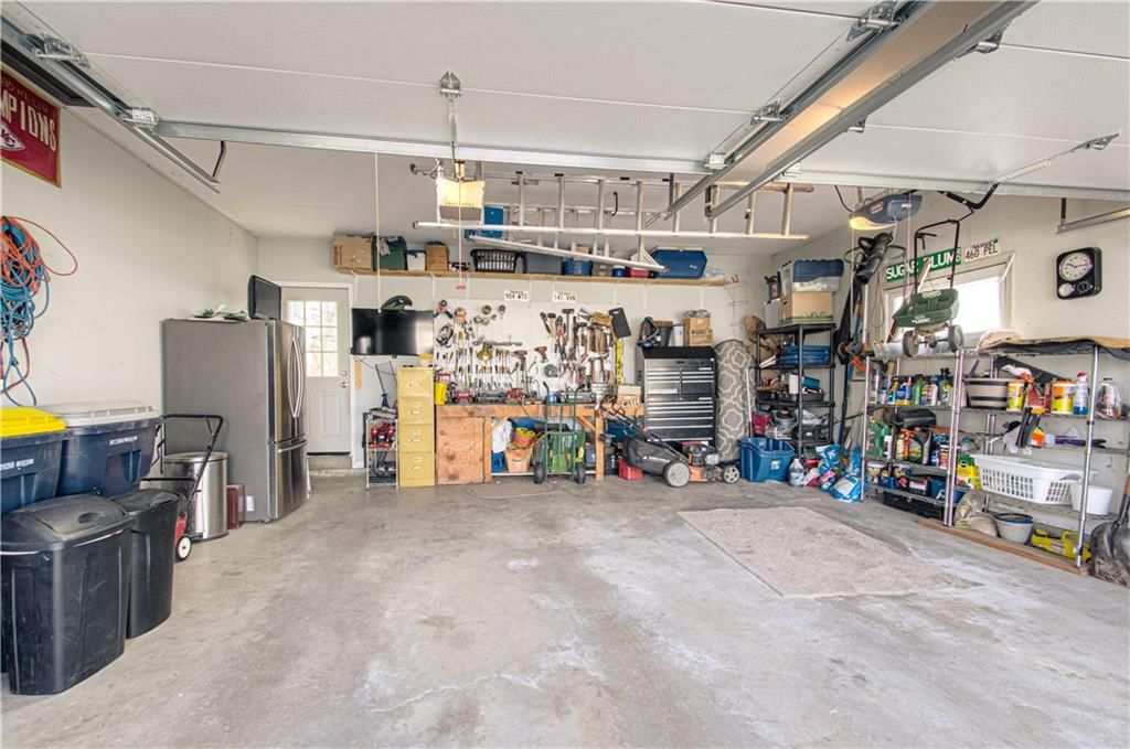 4849 N Gladstone Avenue — photo 19