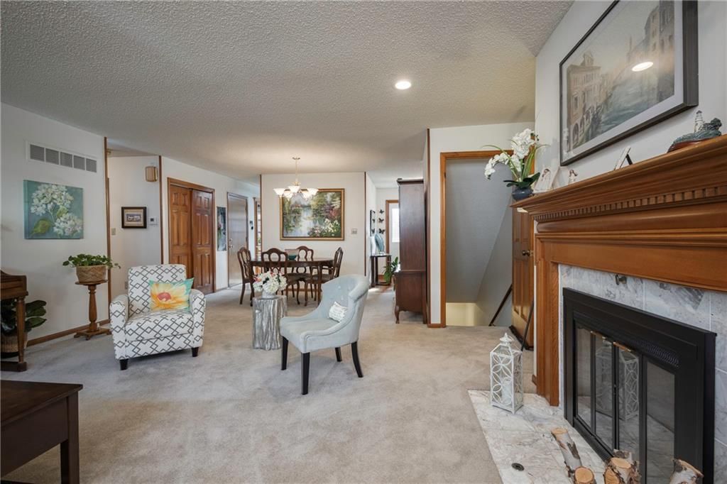 327 E Partridge Avenue — photo 13