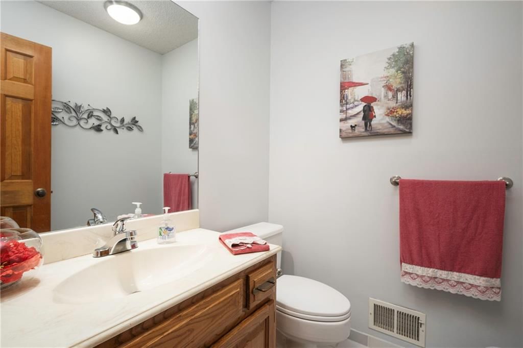 327 E Partridge Avenue — photo 19
