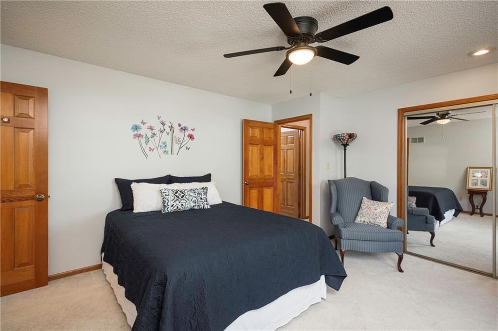 327 E Partridge Avenue — photo 23