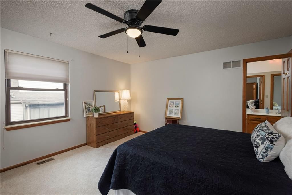 327 E Partridge Avenue — photo 24