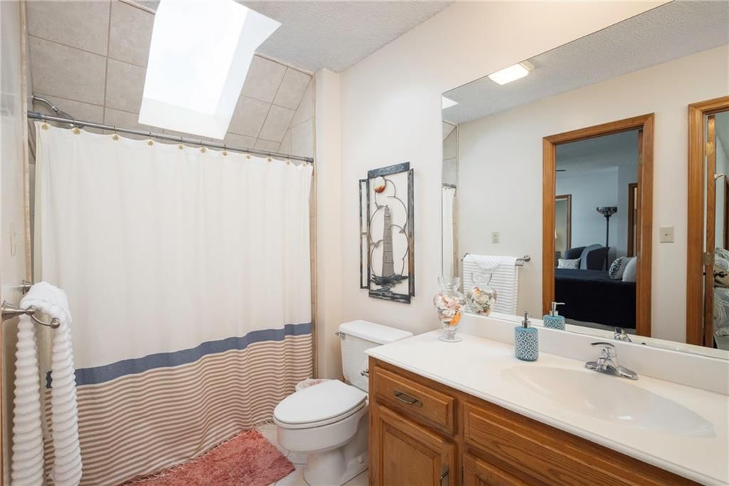 327 E Partridge Avenue — photo 27
