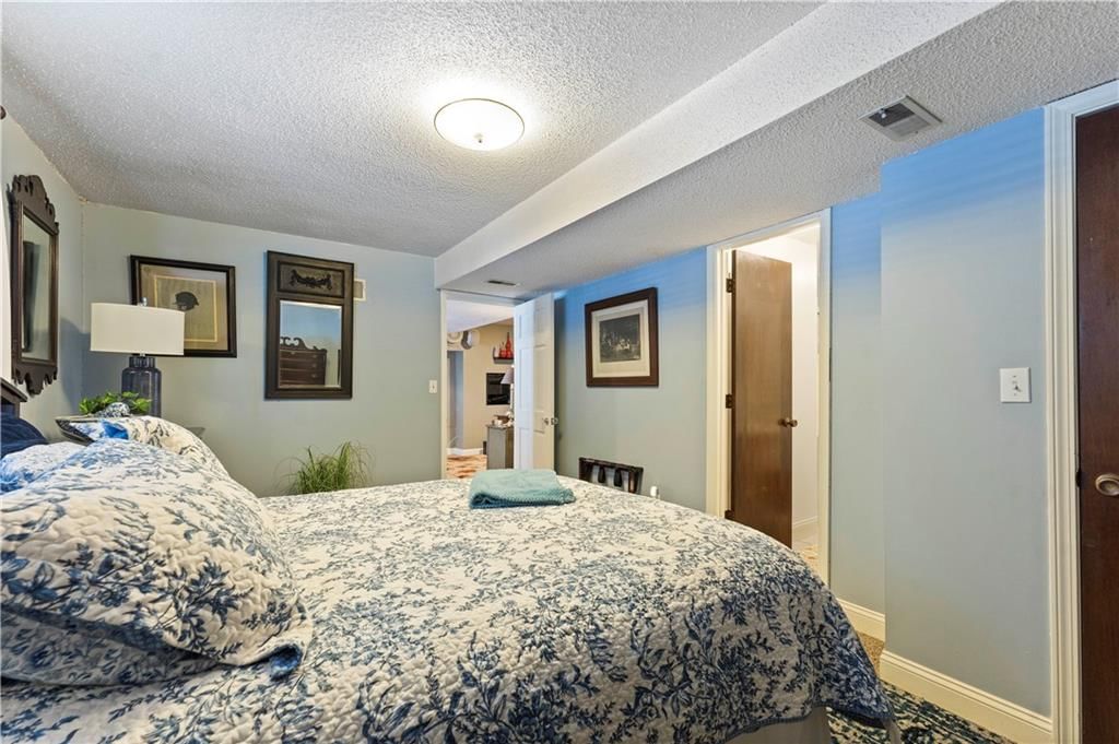 1403 S Prospect Street — photo 24