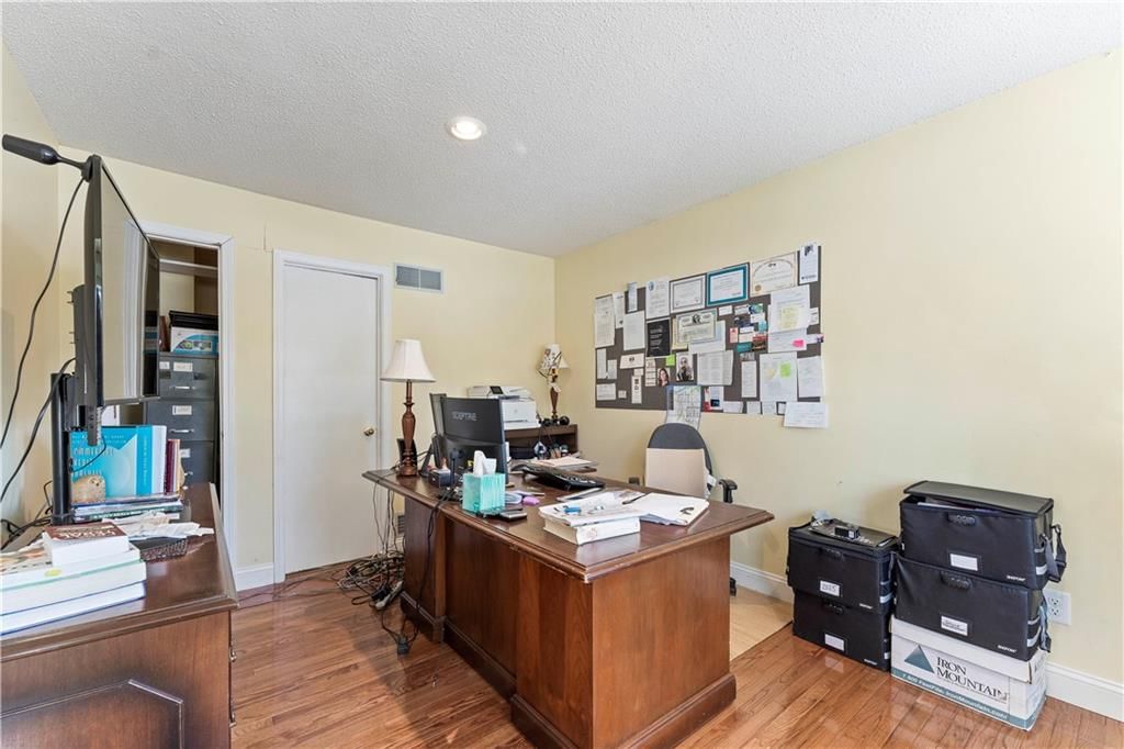 1403 S Prospect Street — photo 26