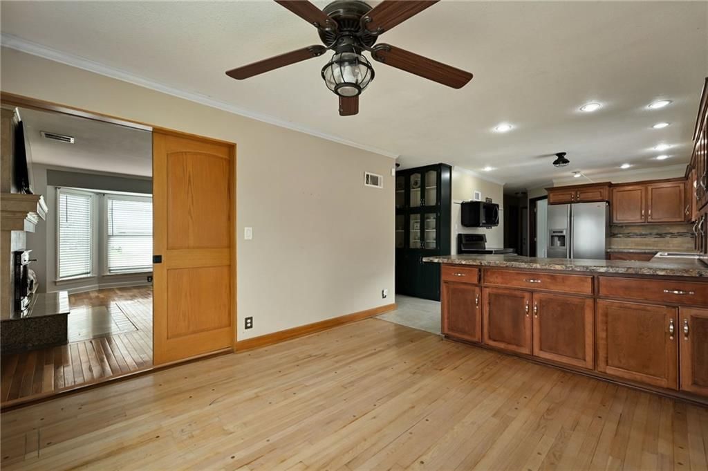9601 Olmstead Road — photo 21