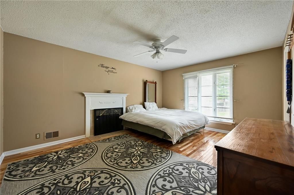 9601 Olmstead Road — photo 31