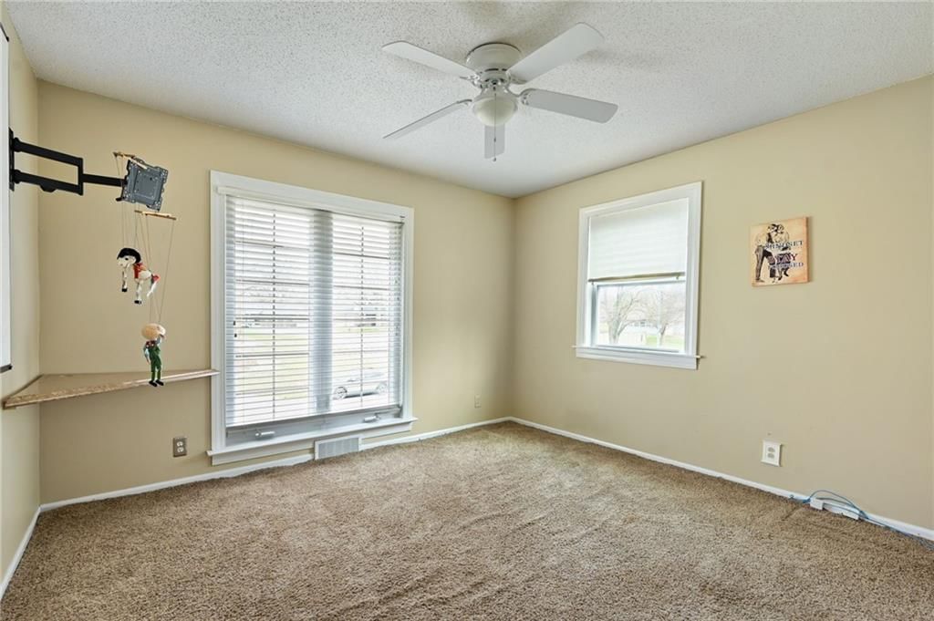 9601 Olmstead Road — photo 38