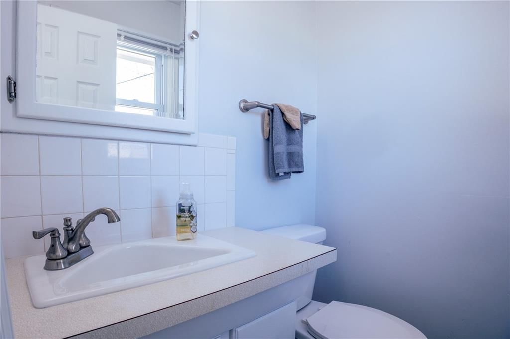 1520 W 27th Street — photo 14