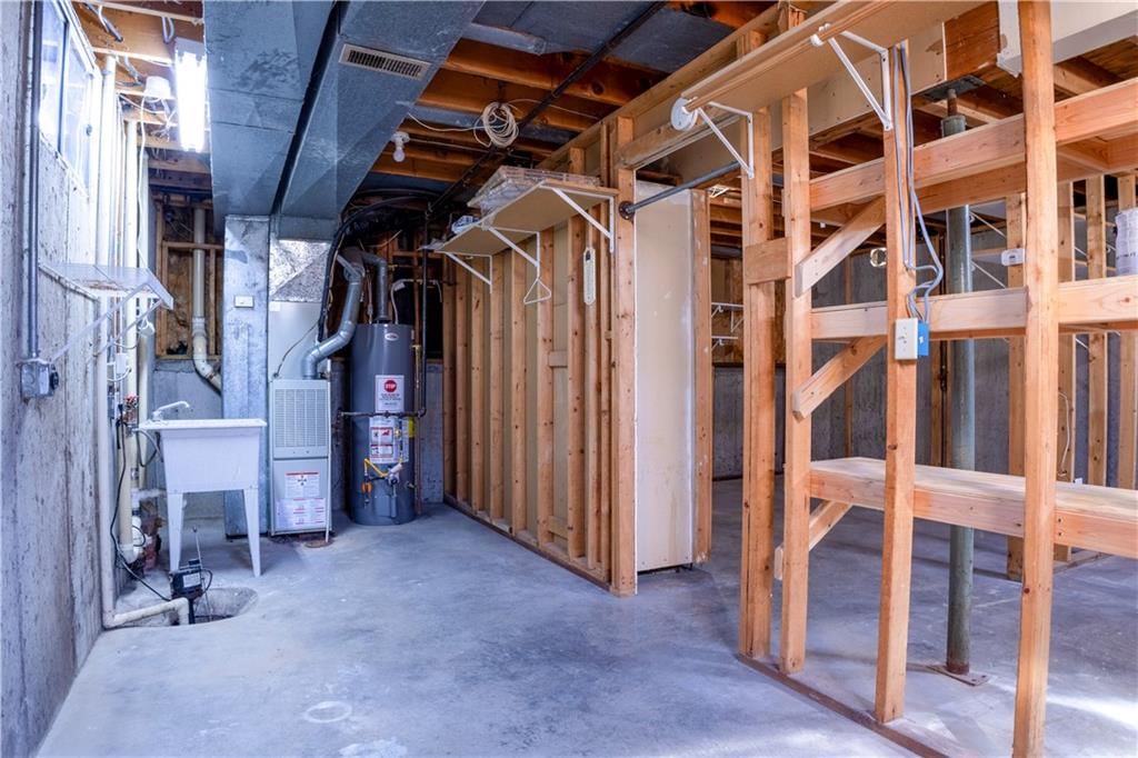 1520 W 27th Street — photo 17