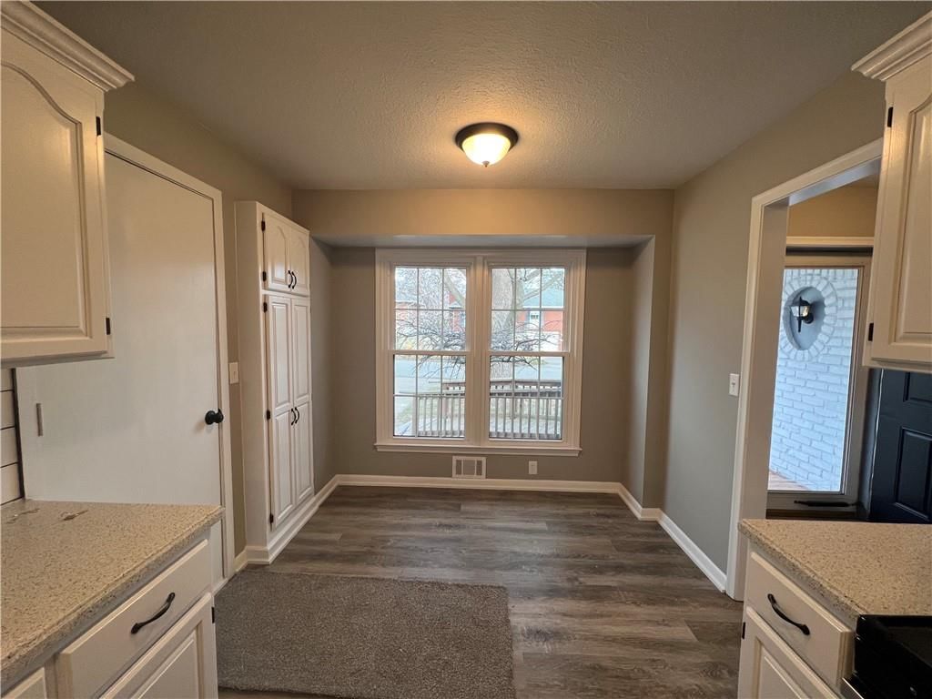 3828 S Drumm Road — photo 11