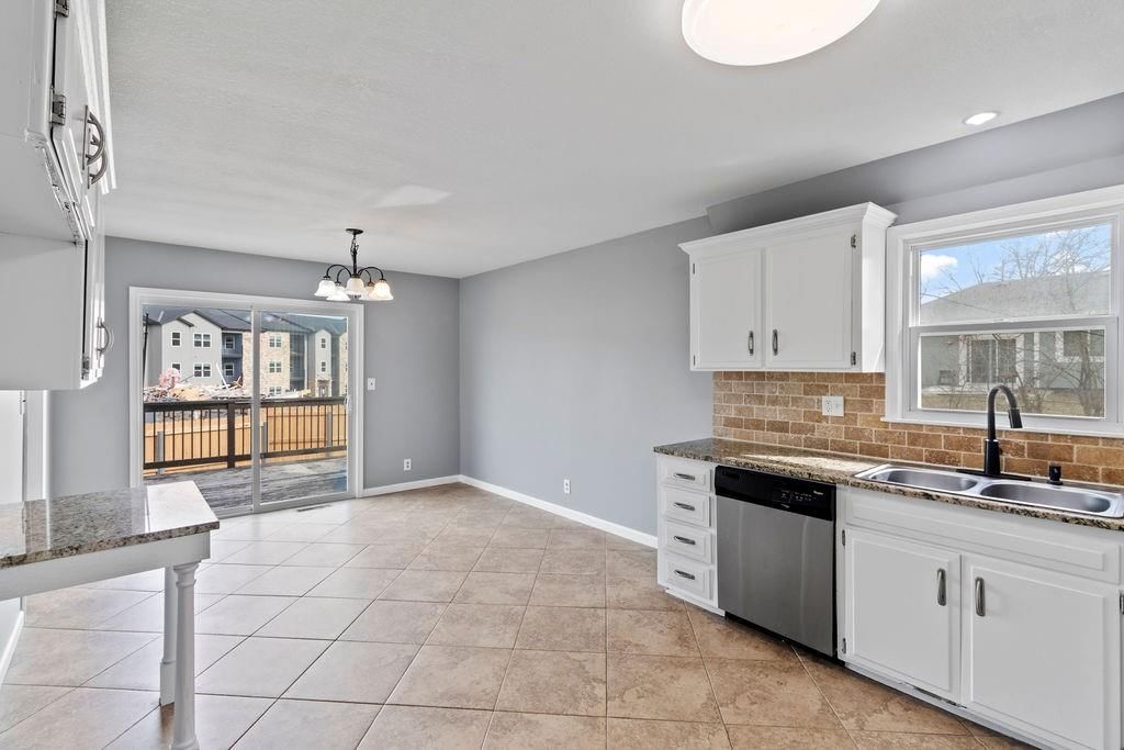 1113 W Cedar Street — photo 12