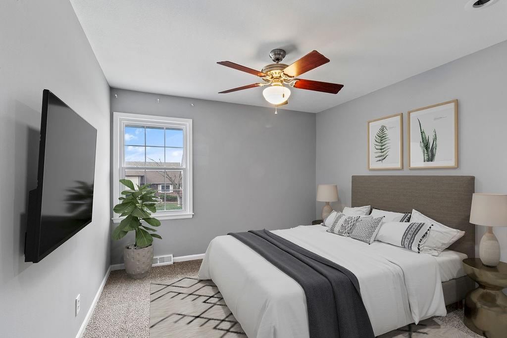 1113 W Cedar Street — photo 25