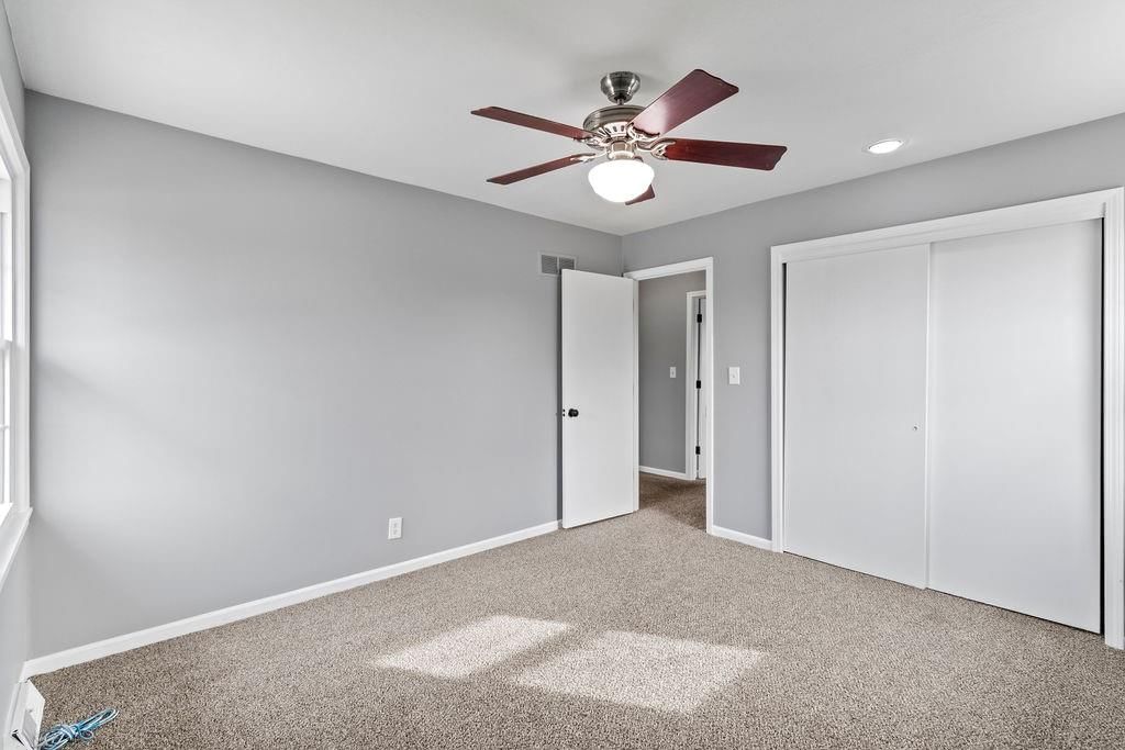 1113 W Cedar Street — photo 33