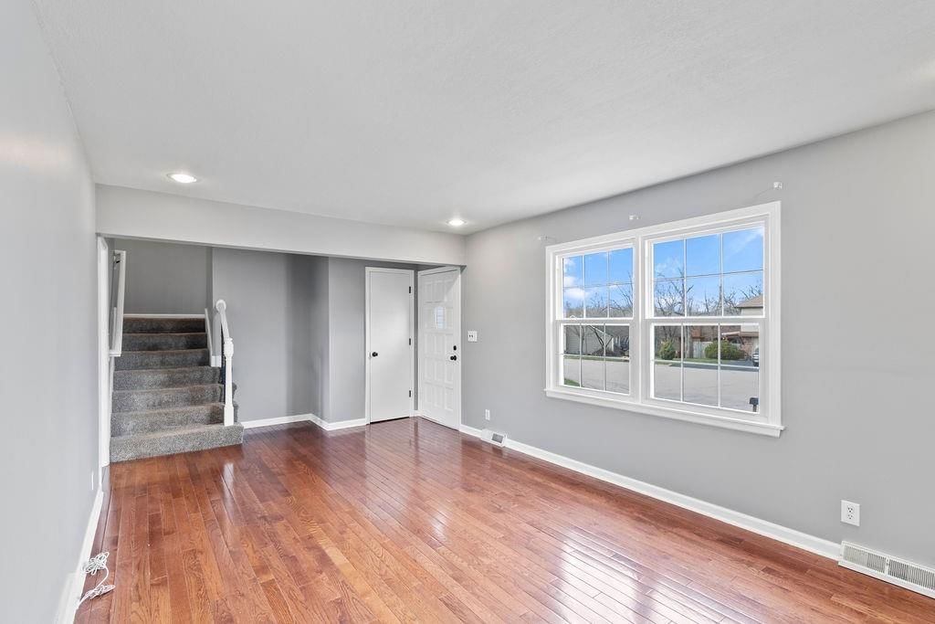 1113 W Cedar Street — photo 6