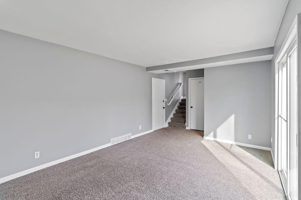 1113 W Cedar Street — photo 8