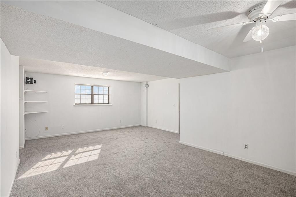 10600 N Oak Trafficway — photo 23