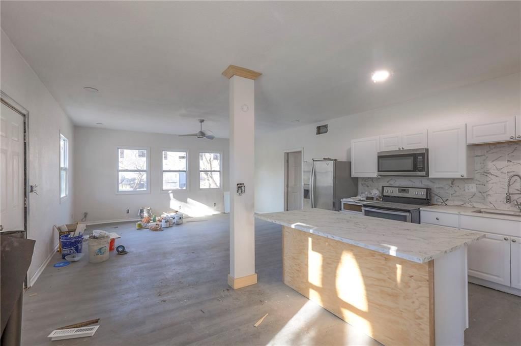 801 N Willie Street — photo 5