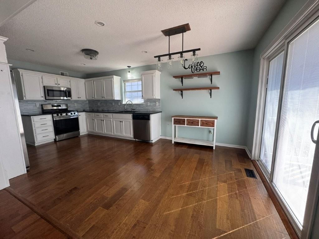 728 N Mohican Drive — photo 5