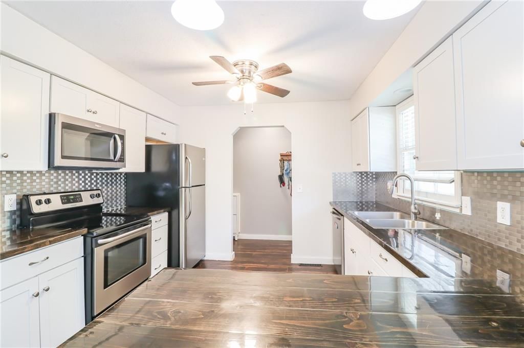 308 Acorn Place — photo 2
