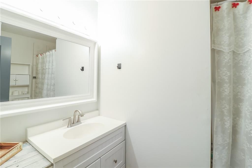 308 Acorn Place — photo 20
