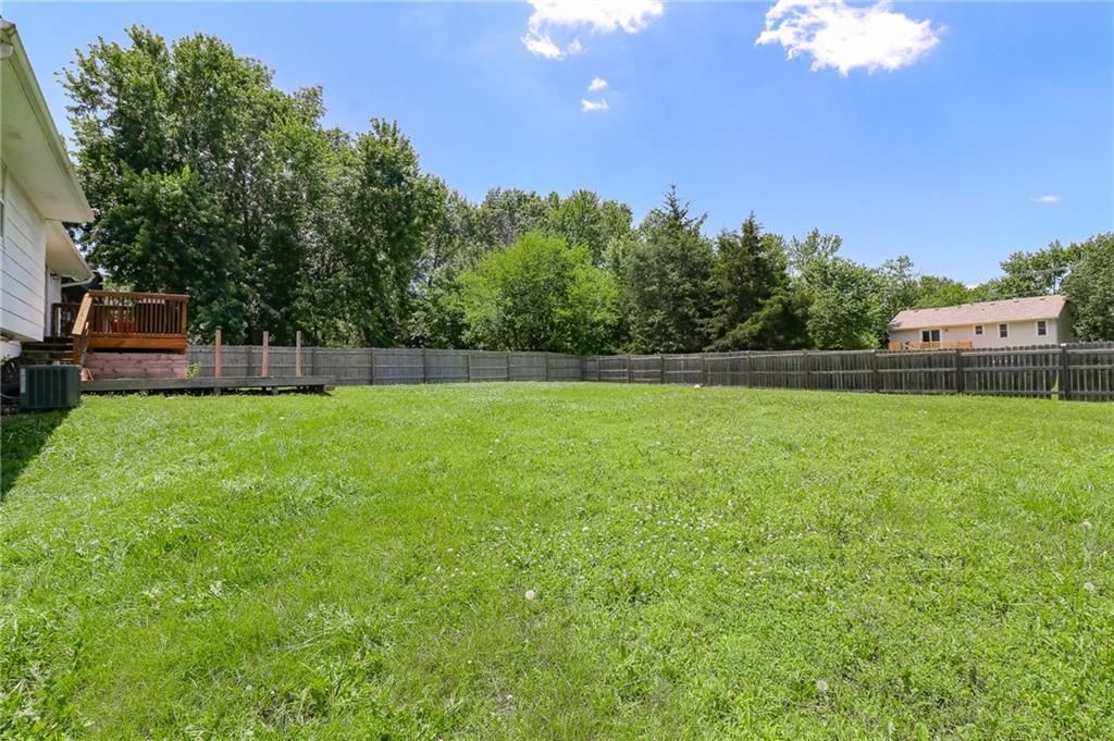 308 Acorn Place — photo 24
