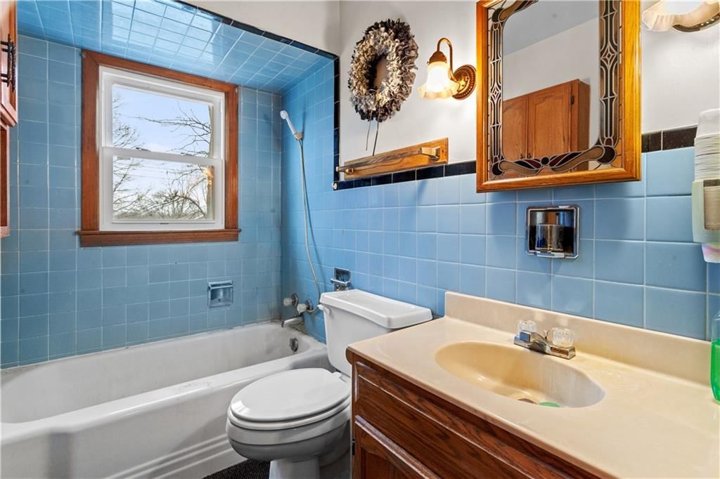 208 Westview Place — photo 15