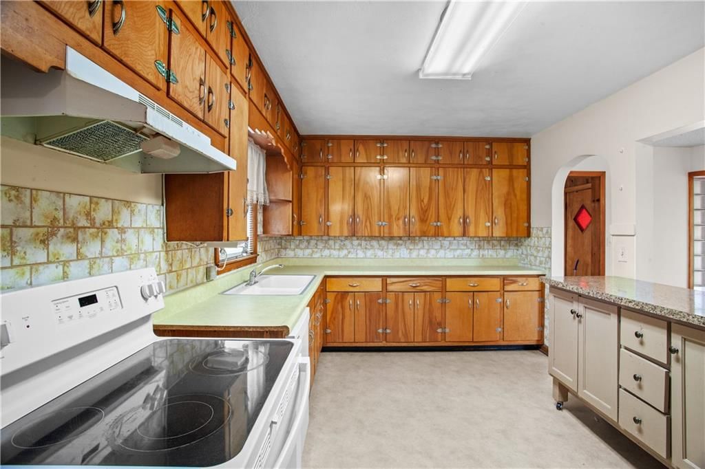 208 Westview Place — photo 8
