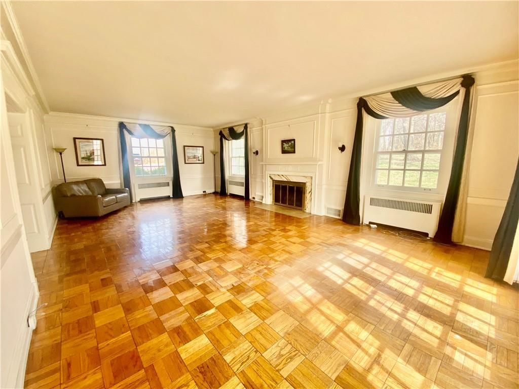 8 Country Club Road — photo 11