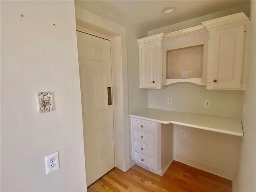 8 Country Club Road — photo 17
