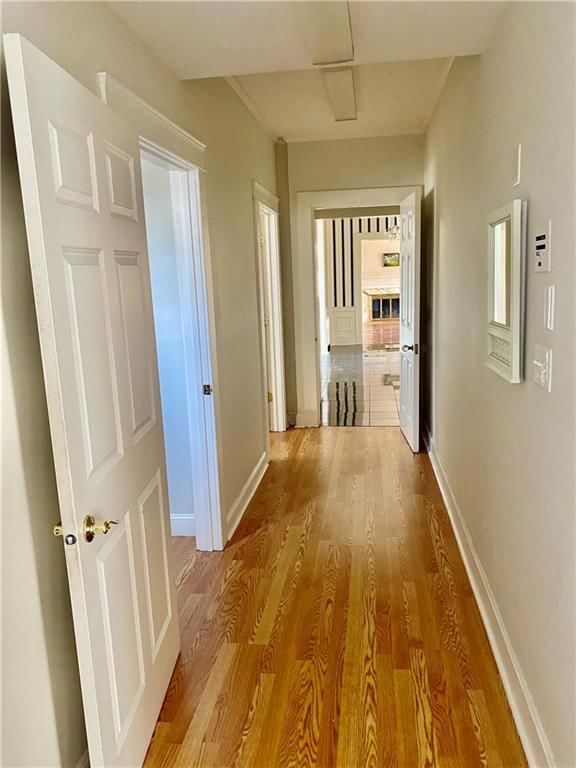 8 Country Club Road — photo 23