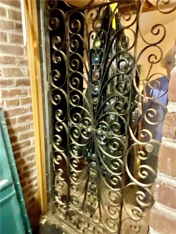 8 Country Club Road — photo 46