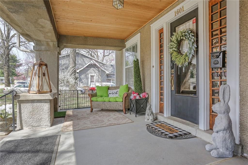 1601 W Main Street — photo 10