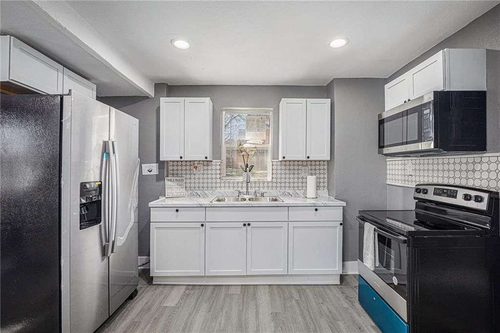 3501 E 34th Street — photo 13