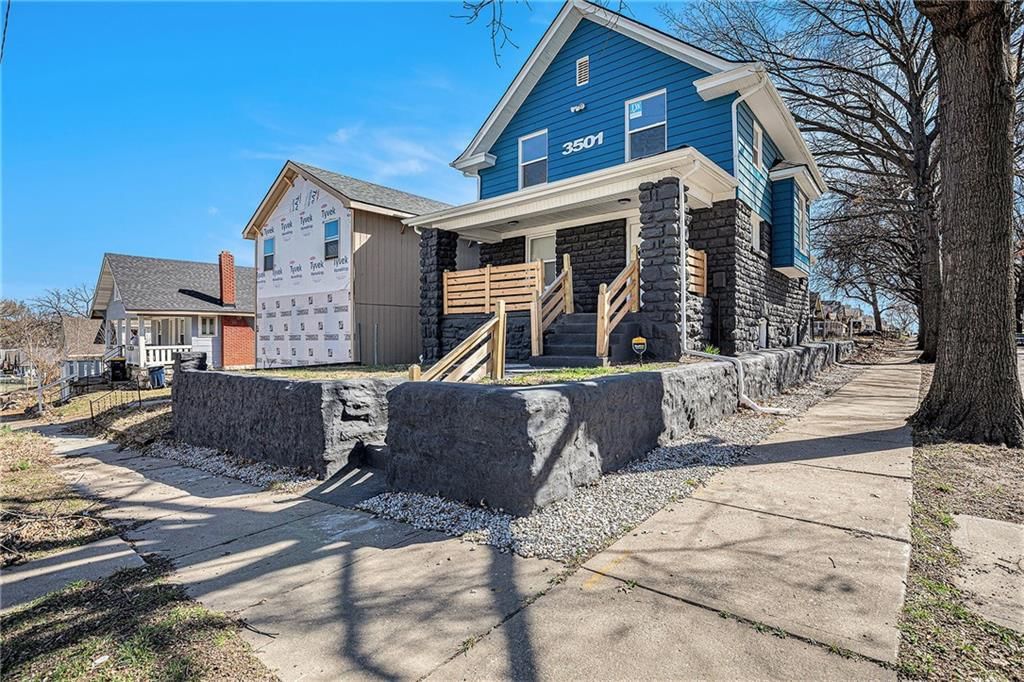 3501 E 34th Street — photo 3