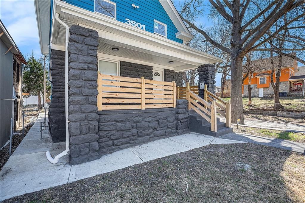 3501 E 34th Street — photo 4