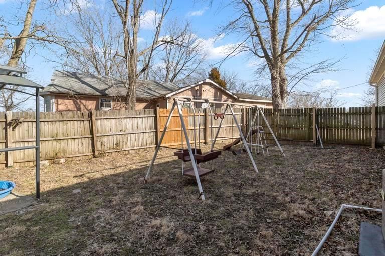 2028 Sunset Drive — photo 27