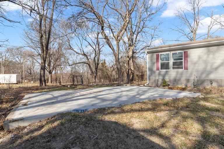 2028 Sunset Drive — photo 34