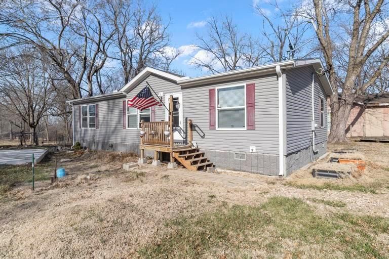 2028 Sunset Drive — photo 38