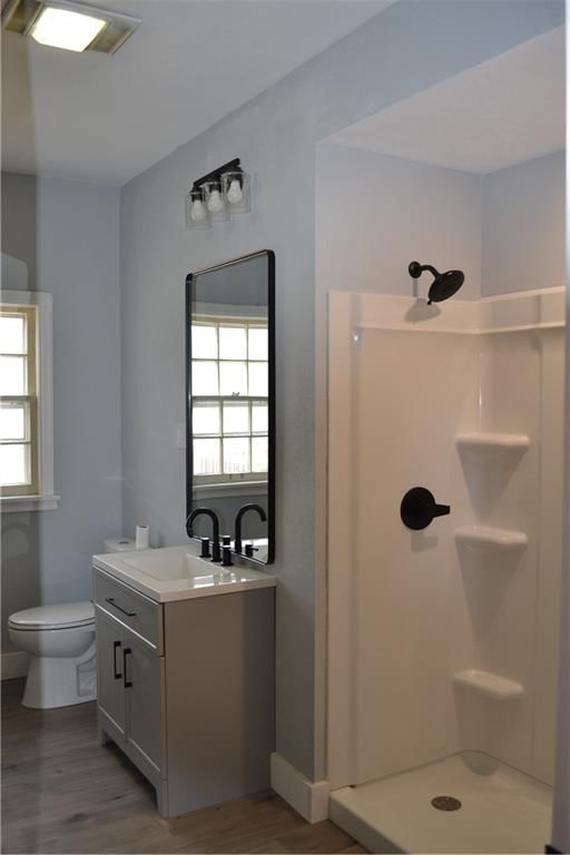 660 Elmdale N/A — photo 21