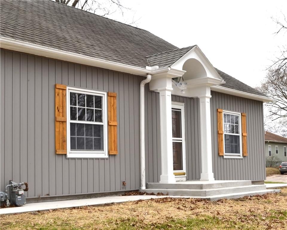 660 Elmdale N/A — photo 28