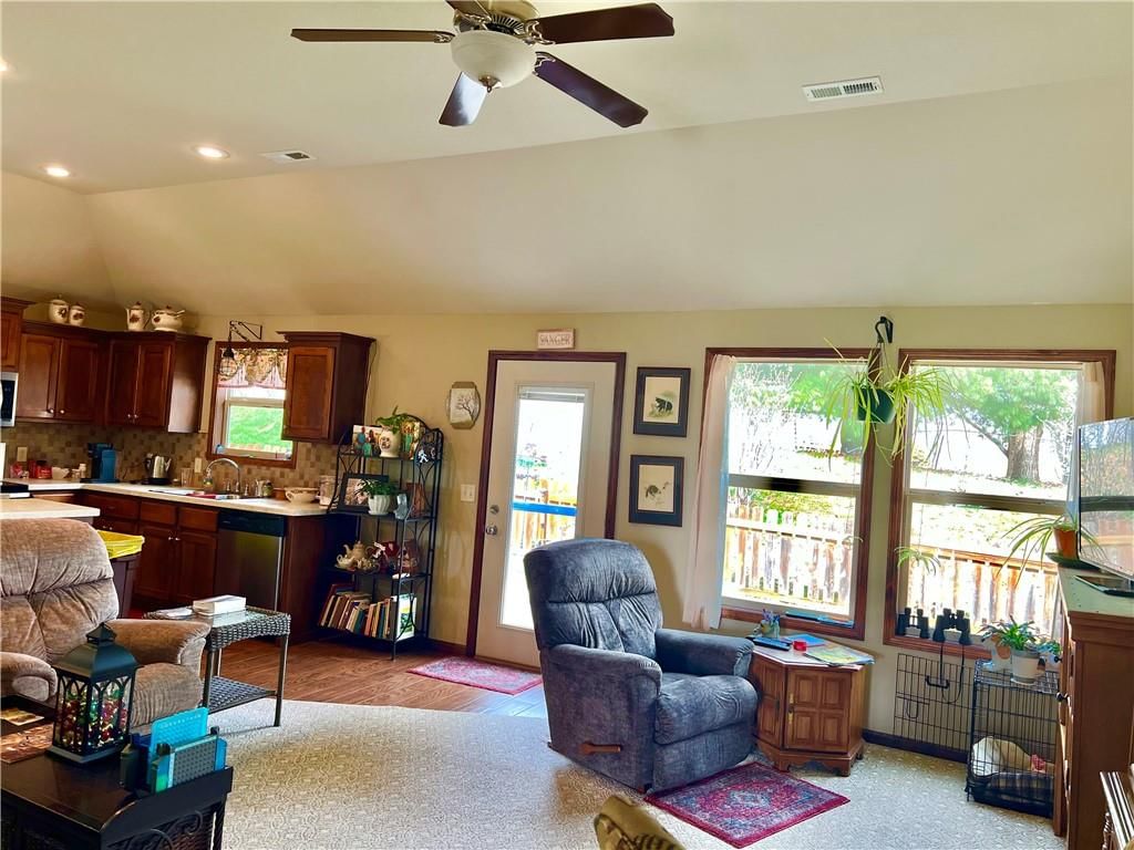 2607 Meadow Ridge Drive — photo 8