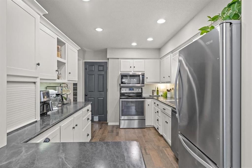 208 N Roosevelt Street — photo 13