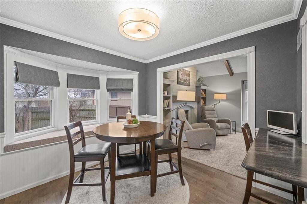 208 N Roosevelt Street — photo 17