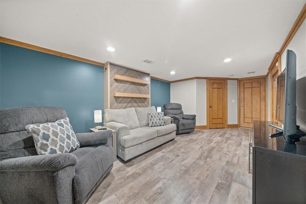 208 N Roosevelt Street — photo 27