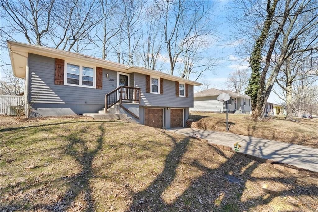 1606 High Drive — photo 2