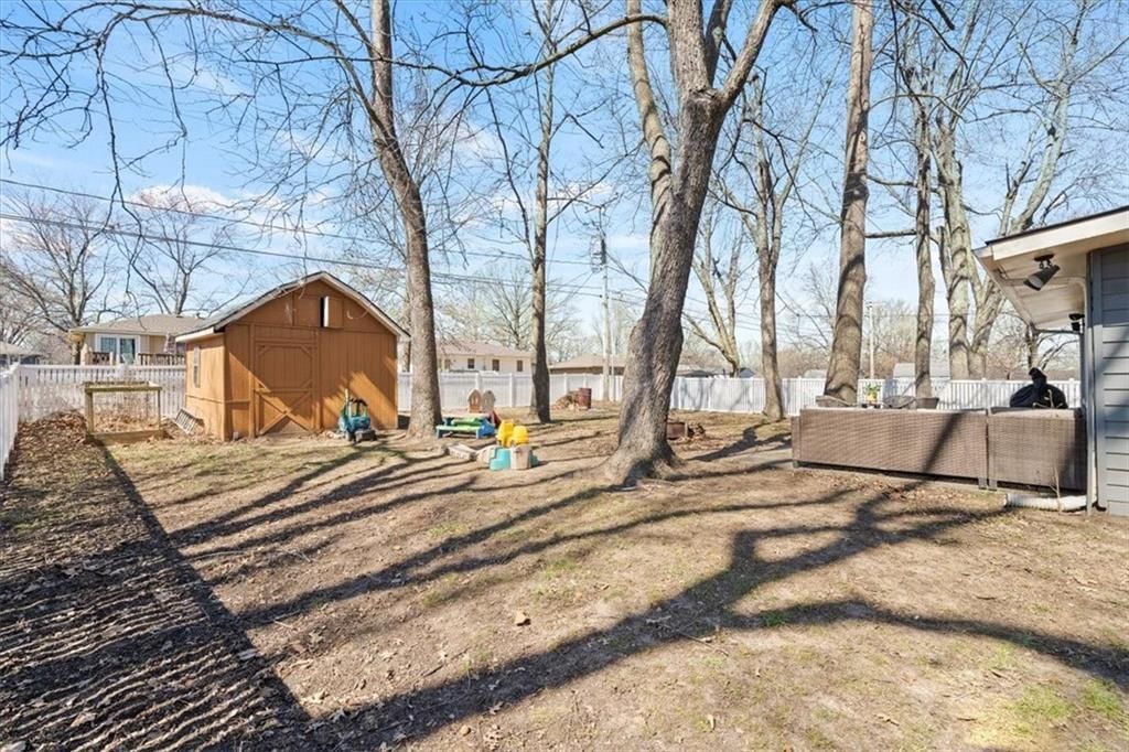 1606 High Drive — photo 24
