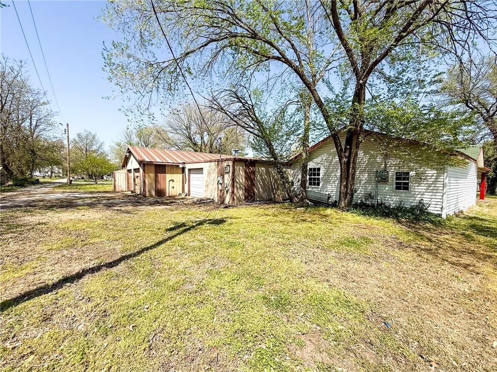 1314 E Oak Street — photo 5