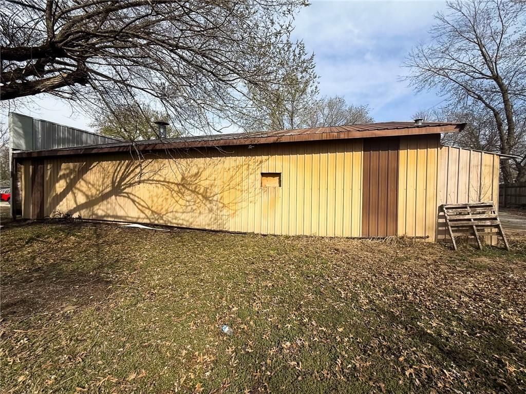 1314 E Oak Street — photo 9